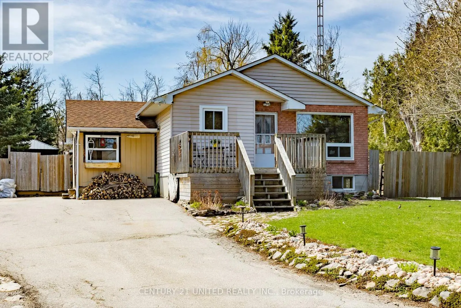 79 Cowans Crescent, Kawartha Lakes, Ontario  K0L 2W0 - Photo 3 - X12102406