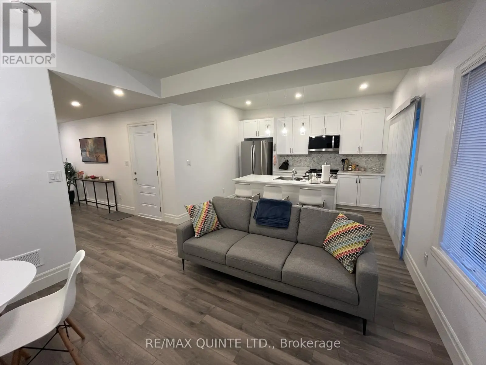 54 Campbell Crescent, Prince Edward County, Ontario  K0K 2T0 - Photo 3 - X12102579