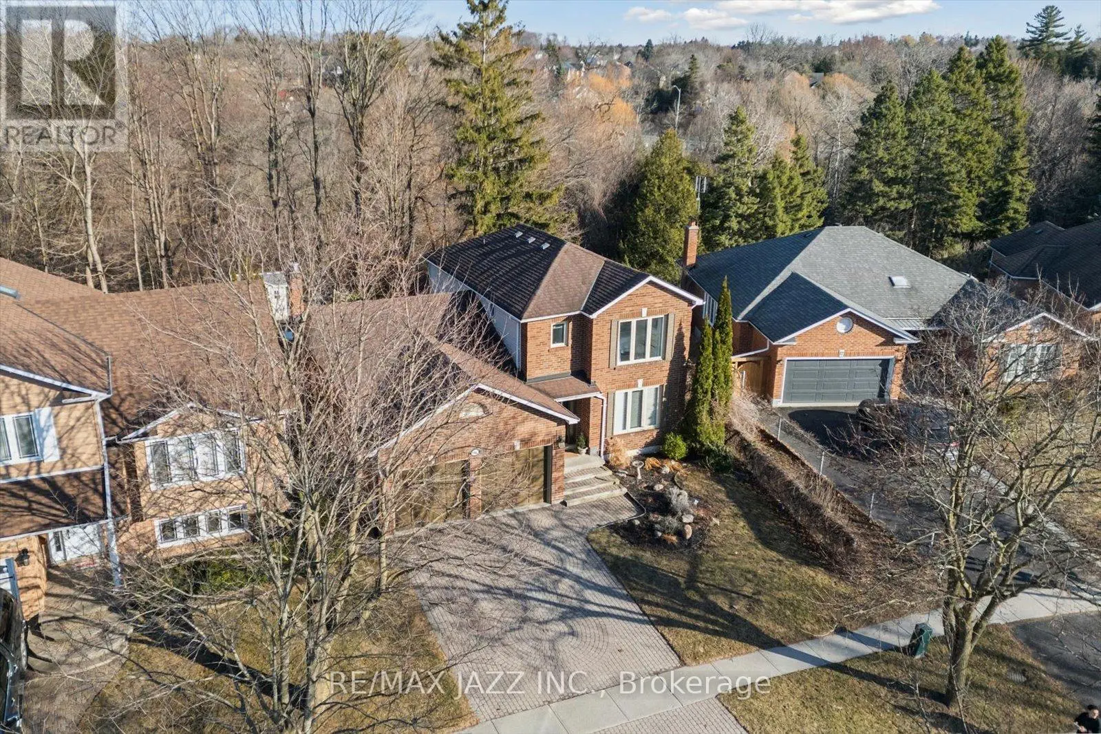 19 Valleycrest Drive, Clarington, Ontario  L1E 1J2 - Photo 1 - E12102847