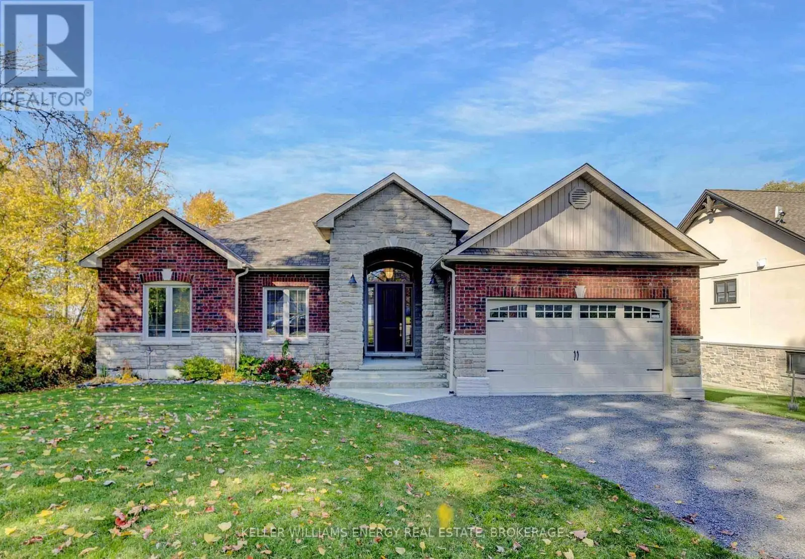4 Prinyers Drive, Prince Edward County, Ontario  K0K 2T0 - Photo 1 - X12102866