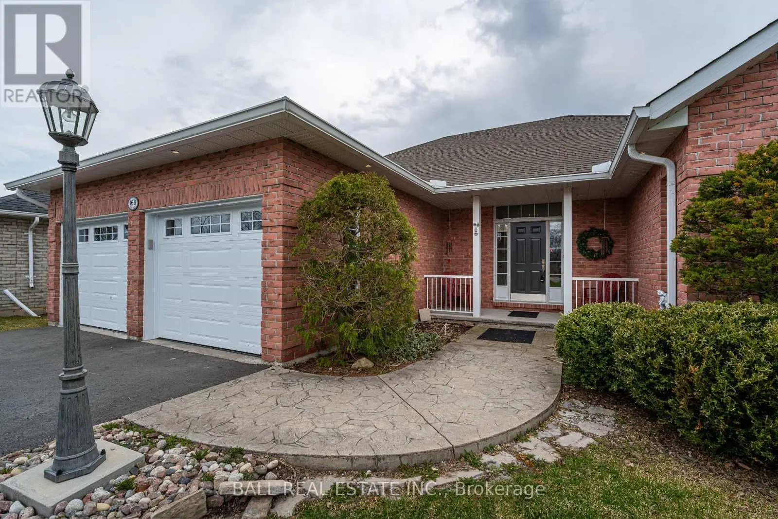 168 Bick Street, Kawartha Lakes, Ontario  K0M 1A0 - Photo 2 - X12095929
