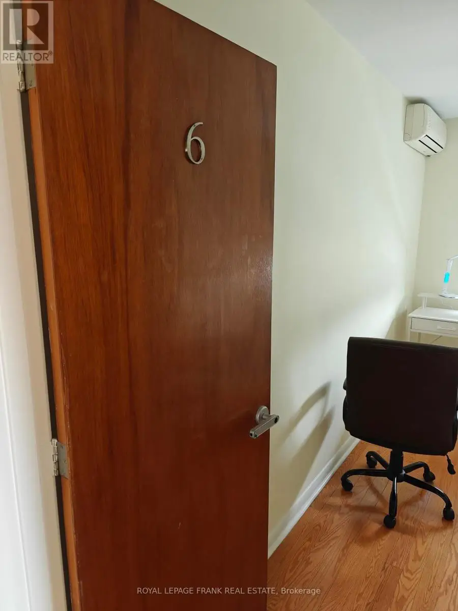 Room #6 - 374 Central Park Boulevard S, Oshawa, Ontario  L1H 5X2 - Photo 3 - E12104370