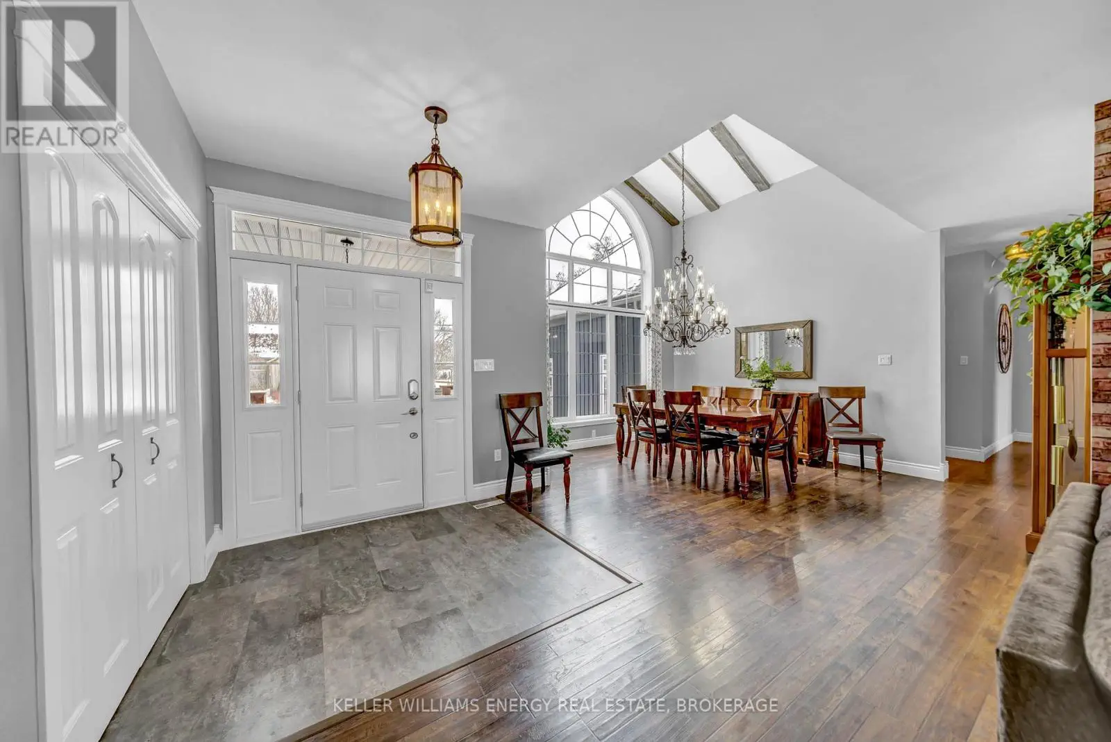 516 Allison Road, Prince Edward County, Ontario  K0K 1W0 - Photo 3 - X12104382