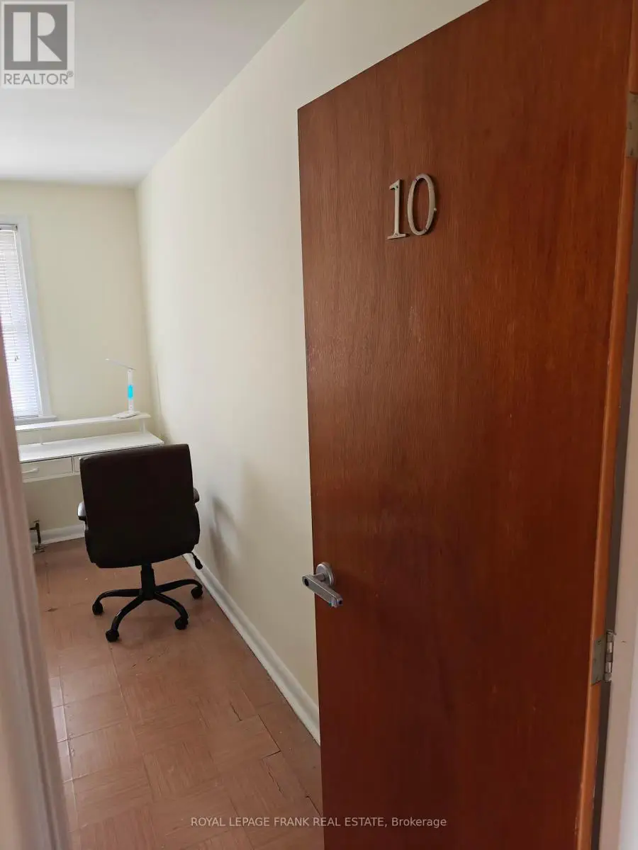 Room #10 - 374 Central Park Boulevard S, Oshawa, Ontario  L1H 5X2 - Photo 3 - E12104489