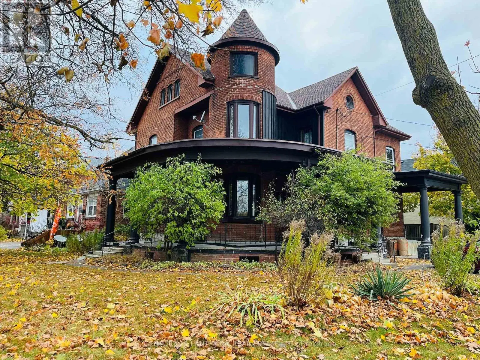 4 - 80 Bridge Street W, Belleville, Ontario  K8P 1J5 - Photo 1 - X12104480