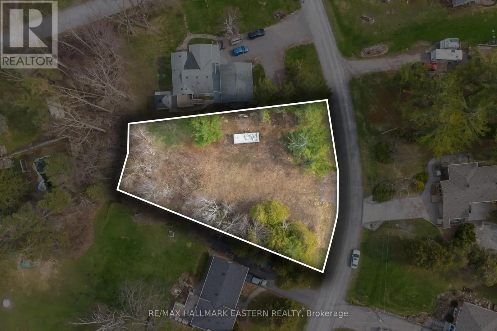 4 Killarney Road, Selwyn, Ontario  K0L 1T0 - Photo 1 - X12091648