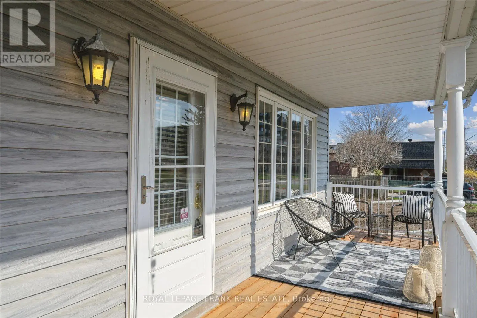 219 Grenfell Street, Oshawa, Ontario  L1J 4W3 - Photo 3 - E12104939