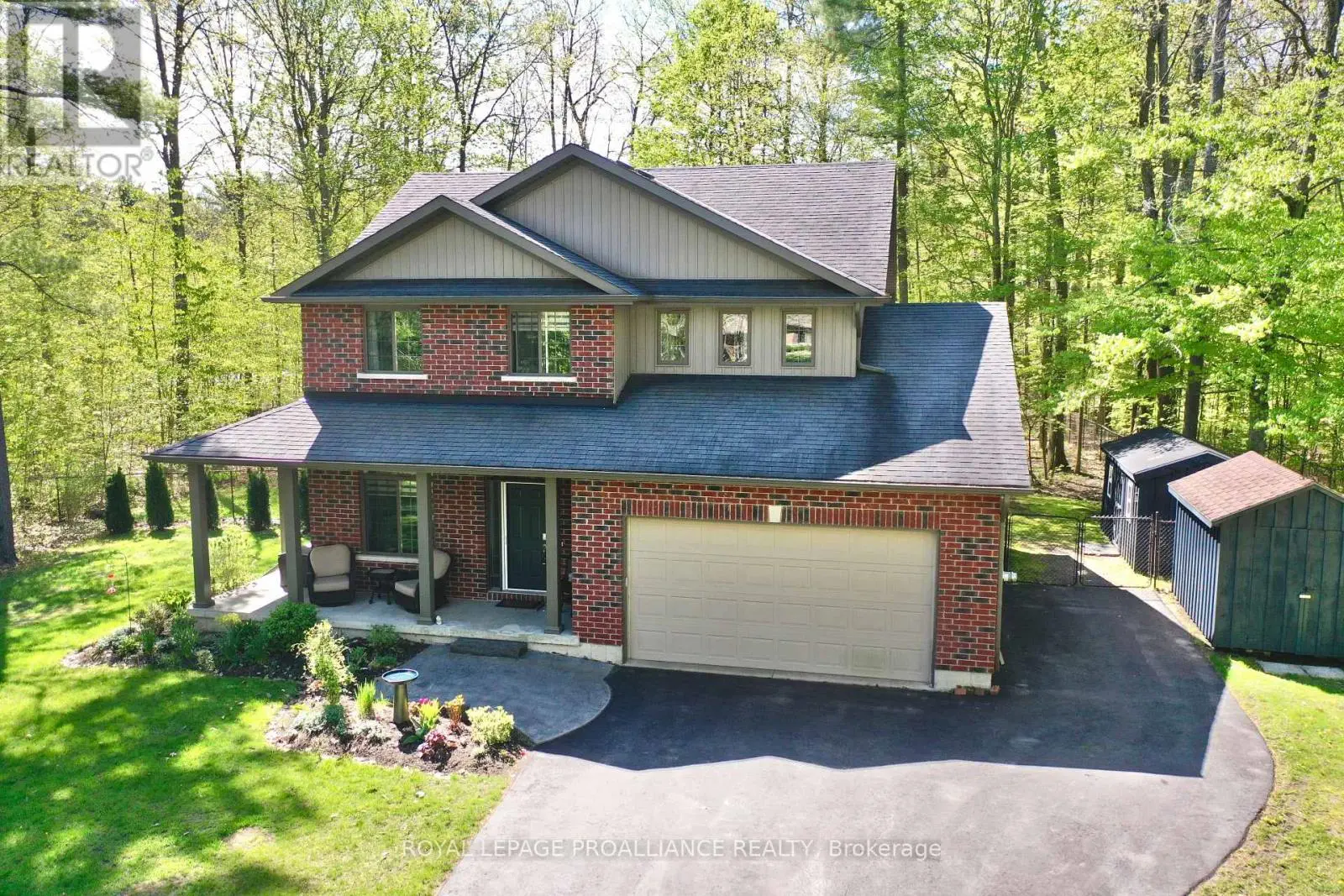 2 Oak Ridge Drive, Quinte West, Ontario  K0K 3E0 - Photo 2 - X12105564