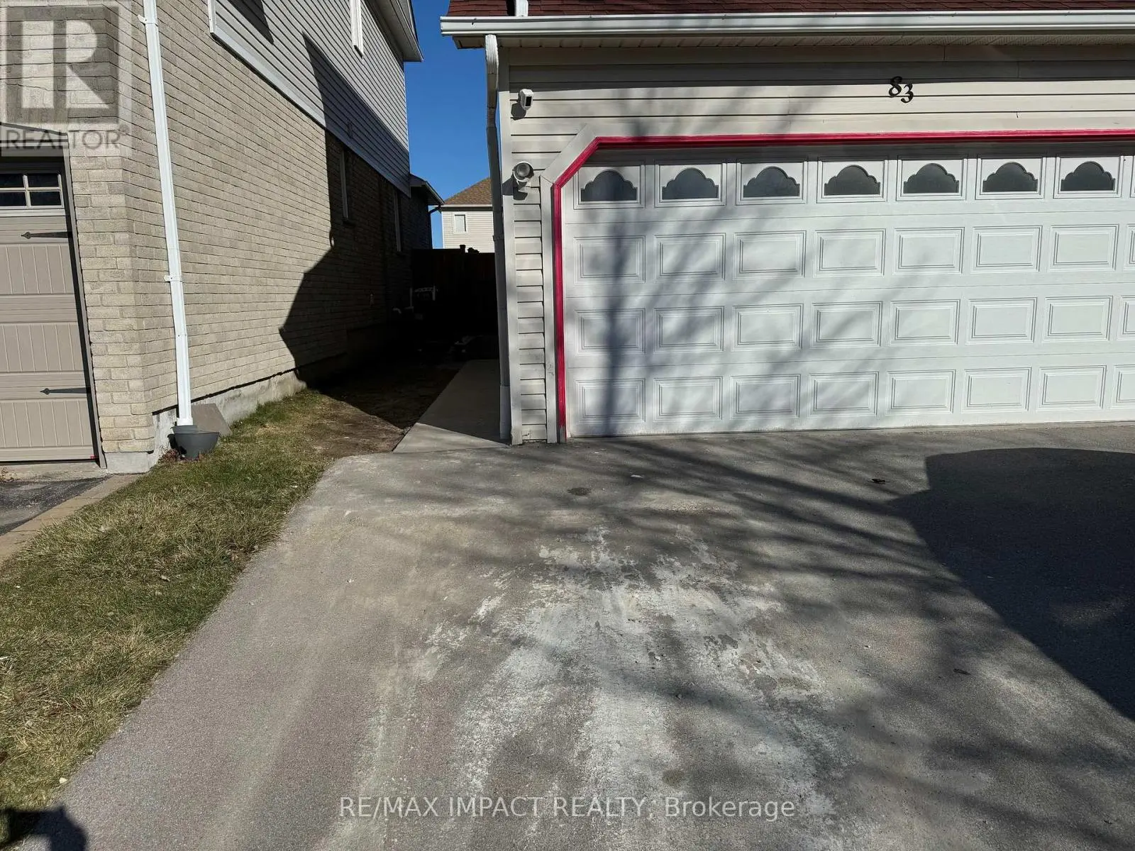 83 Sandford Drive, Whitby, Ontario  L1G 6Y2 - Photo 1 - E12105621