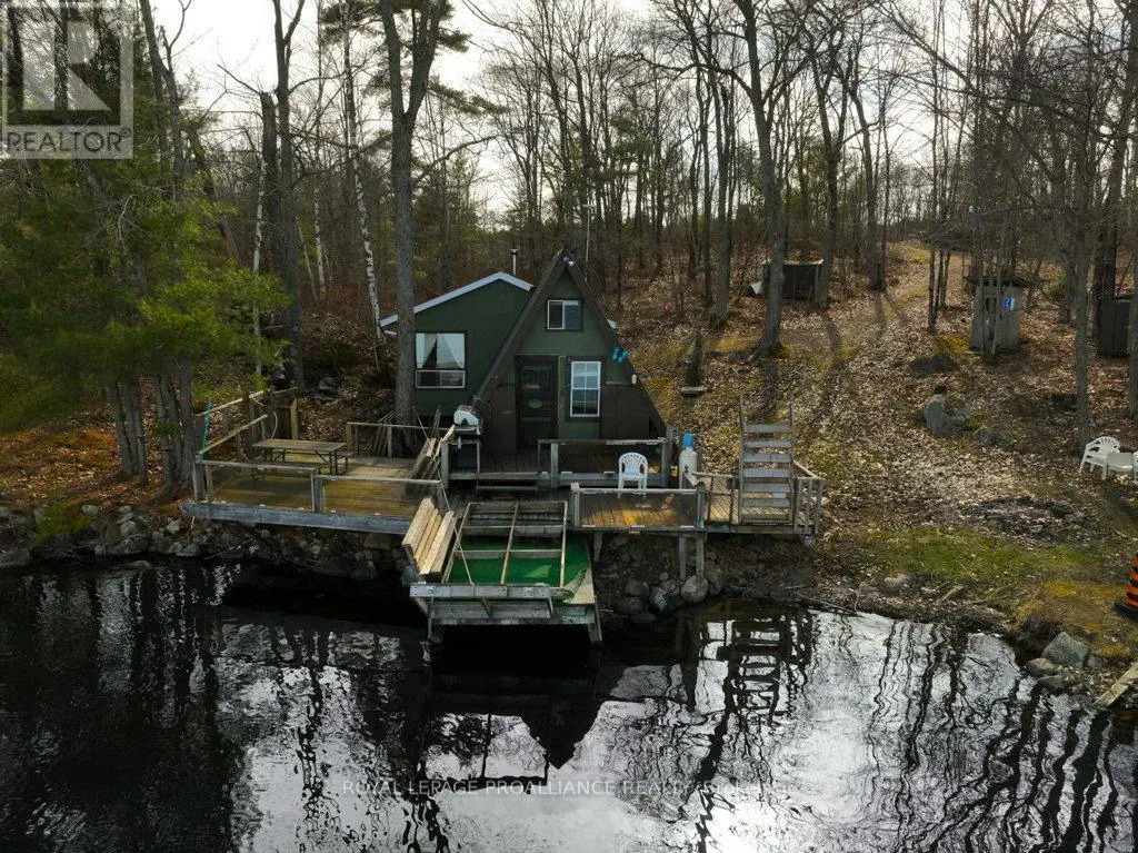 3529 Hughes Landing Road, Addington Highlands, Ontario  K0H 1K0 - Photo 1 - X12106227
