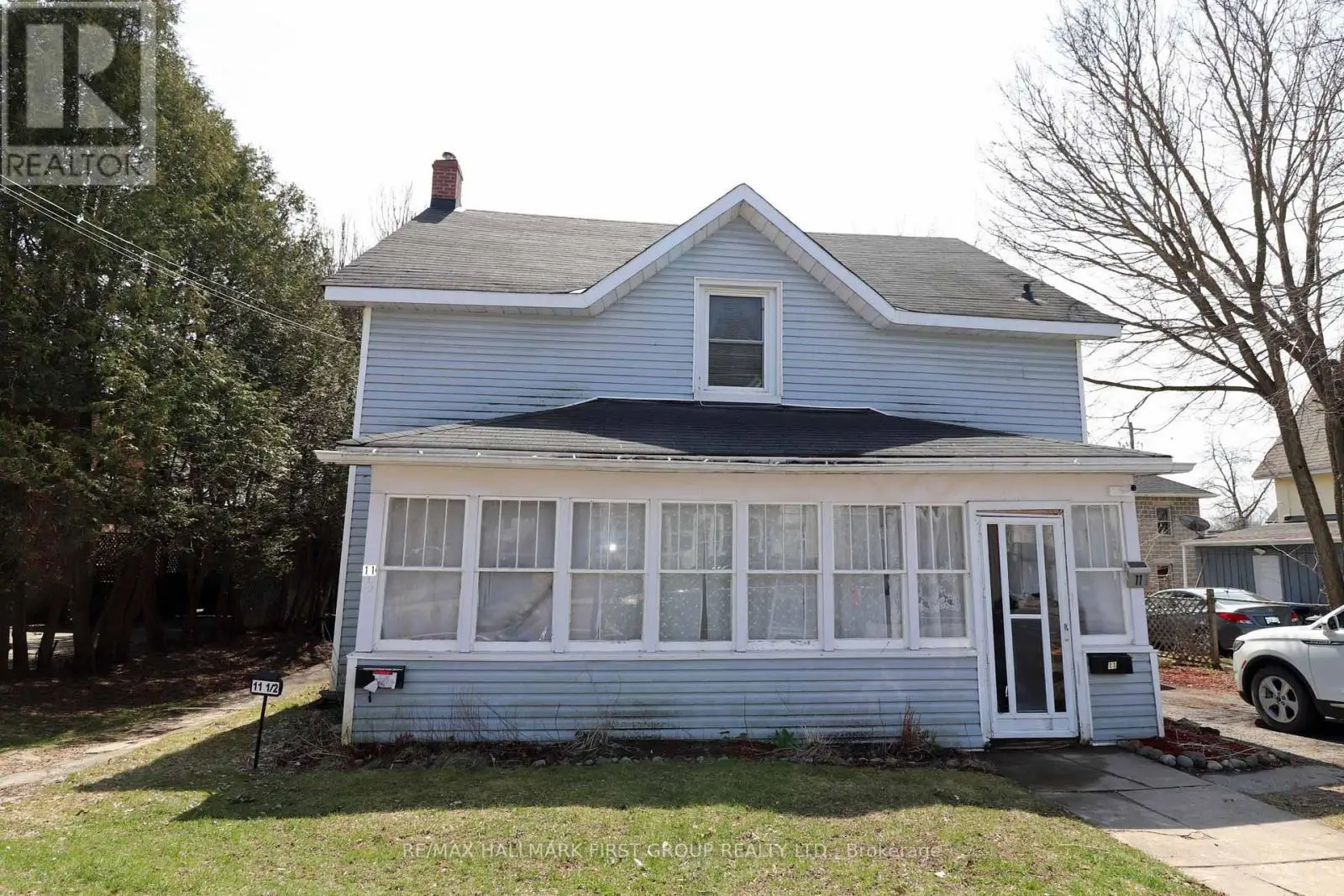 11 Russell Street W, Smith Falls, Ontario  K7A 1N8 - Photo 3 - X12078304