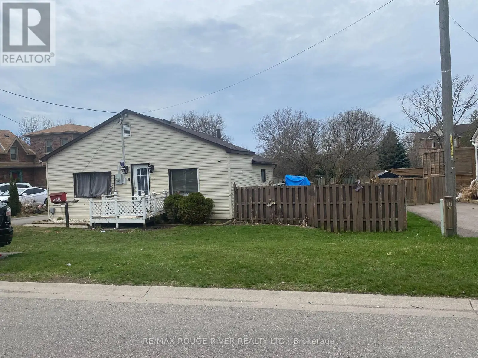 24 Hunt Street, Clarington, Ontario  L1C 2W7 - Photo 1 - E12106339