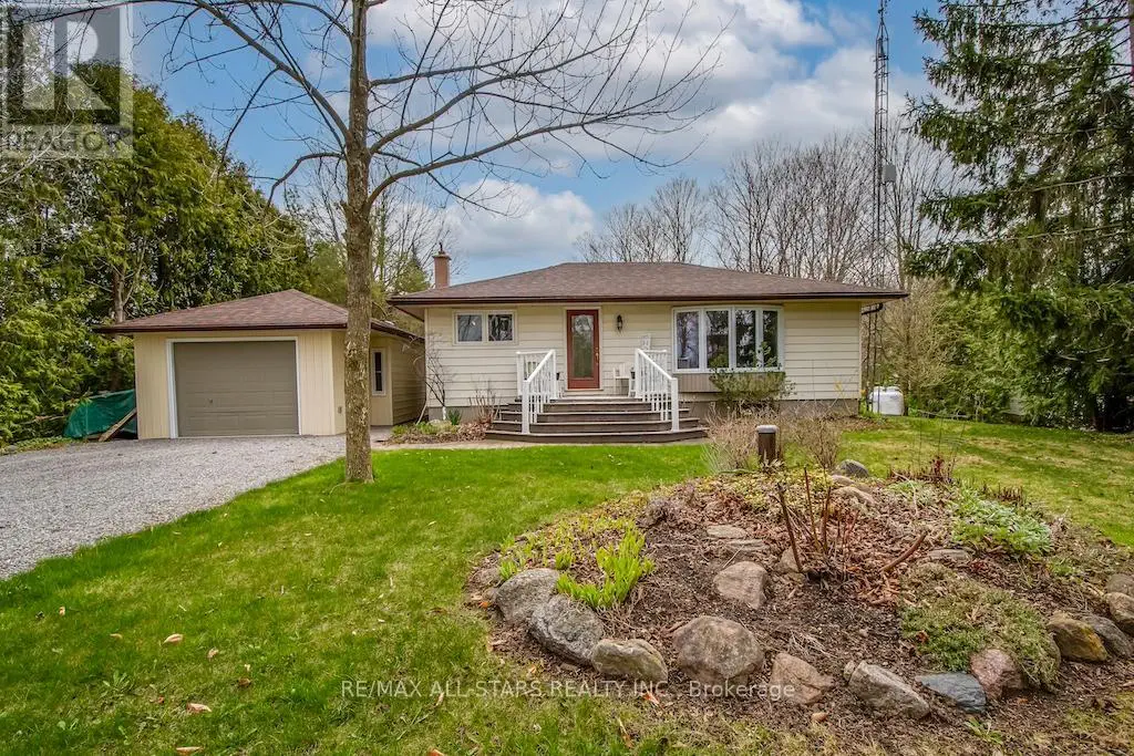 690 Post Road, Kawartha Lakes, Ontario  K0L 2X0 - Photo 2 - X12107175