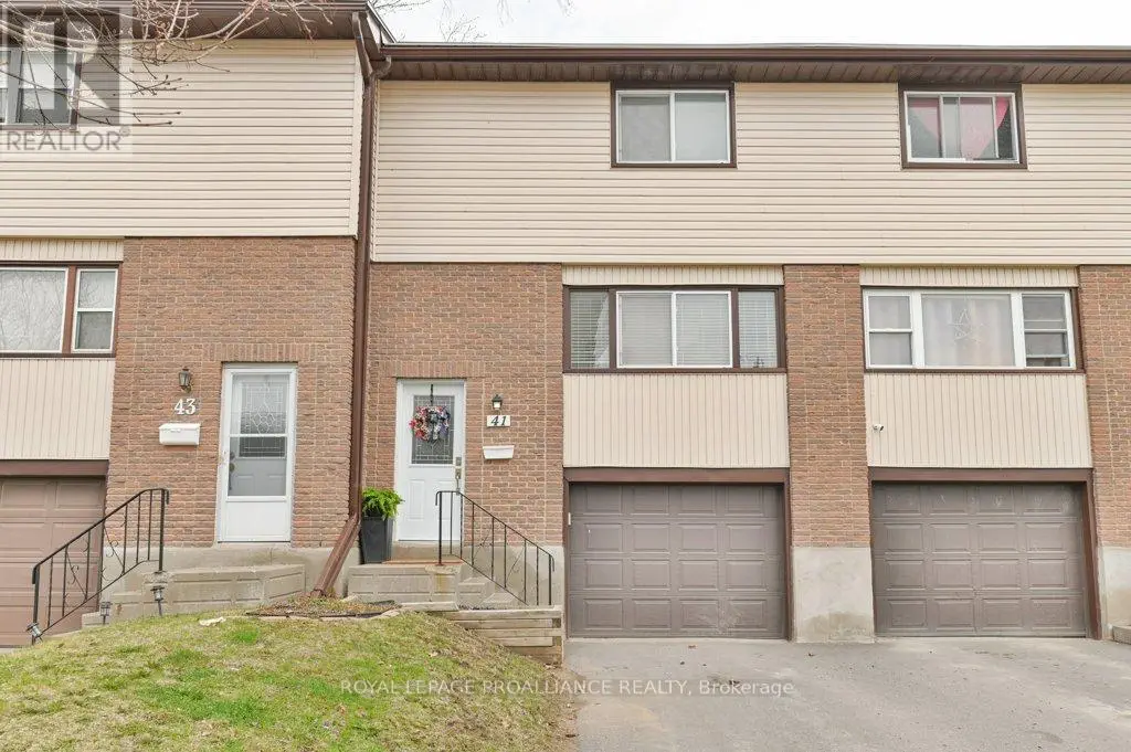 41 O'hare Street, Belleville, Ontario  K8P 4R9 - Photo 1 - X12107770