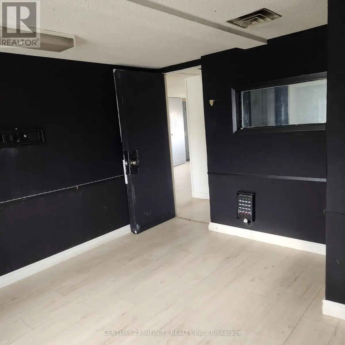 8 - 1019 Nelson Street, Oshawa, Ontario  L1H 7N9 - Photo 3 - E12108002