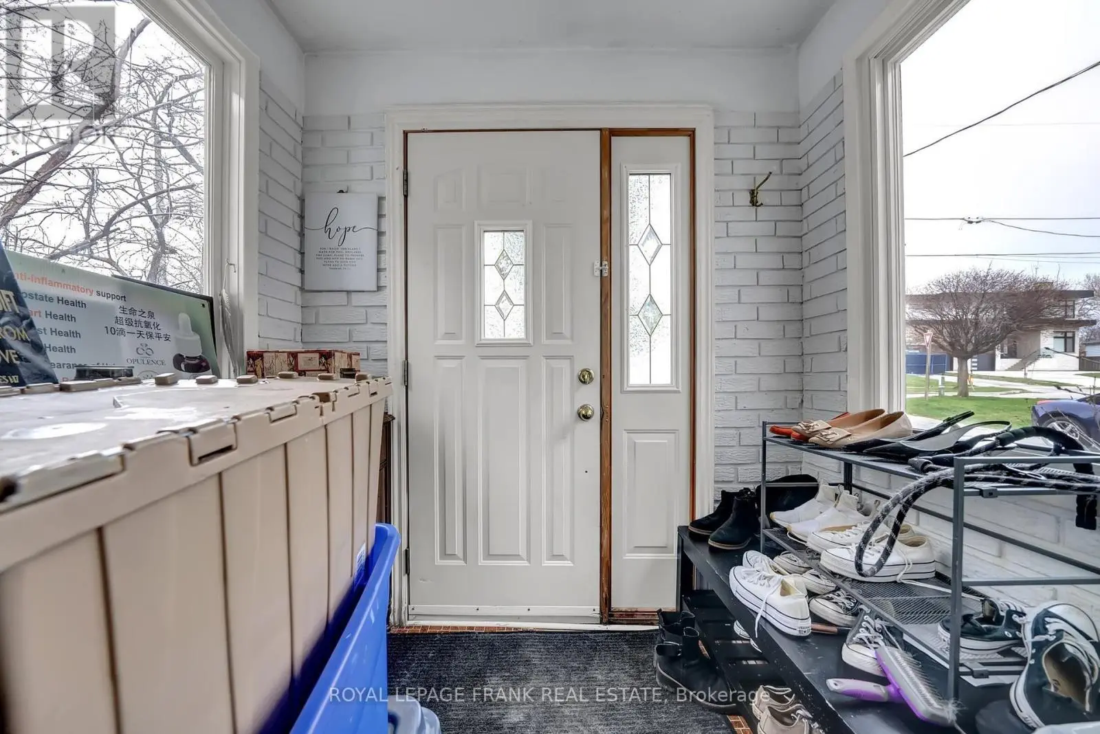 1994 Glendale Drive, Pickering, Ontario  L1V 1V7 - Photo 3 - E12088694