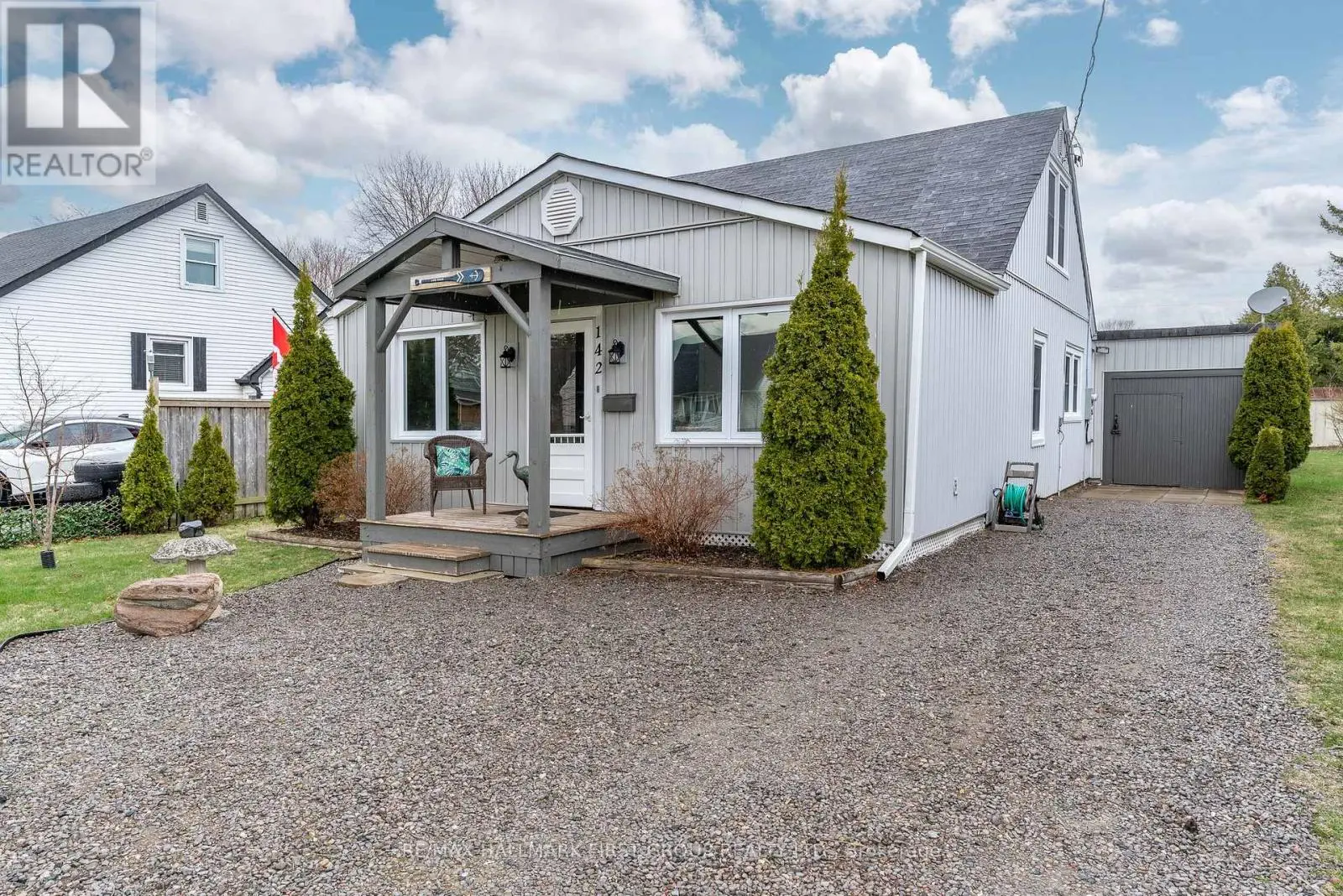 142 Burnham Street, Cobourg, Ontario  K9A 2W6 - Photo 2 - X12108178