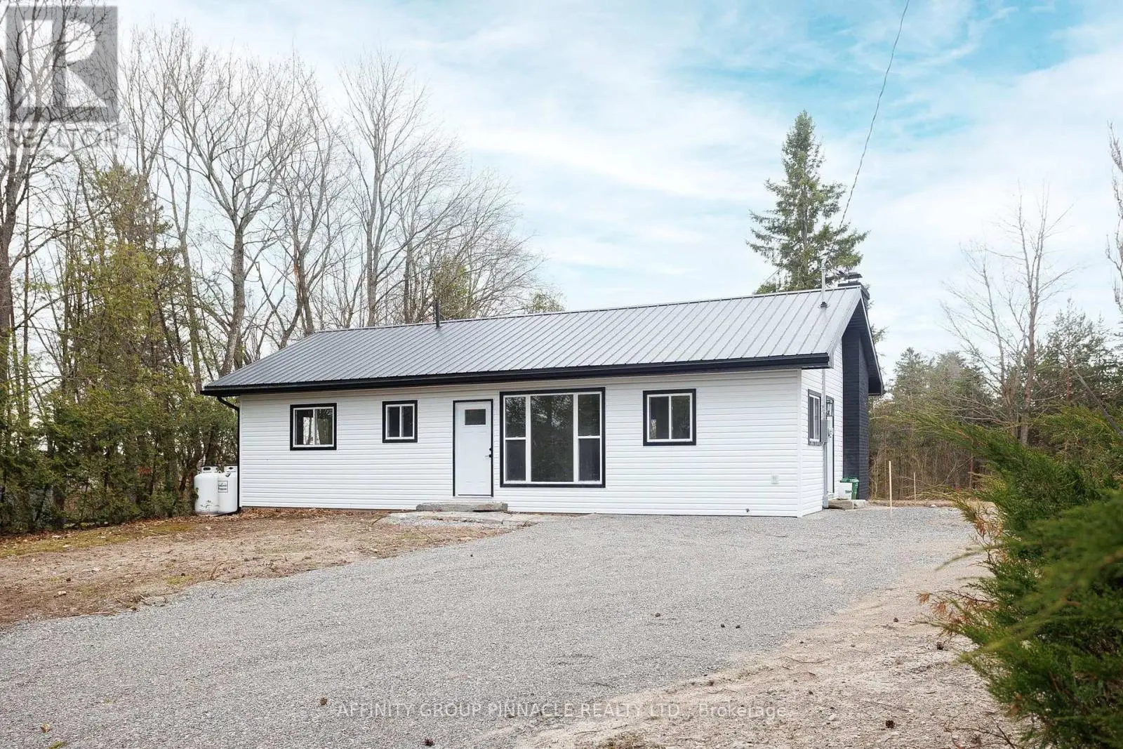 100 Reid Street, Kawartha Lakes, Ontario  K0M 1A0 - Photo 2 - X12108686