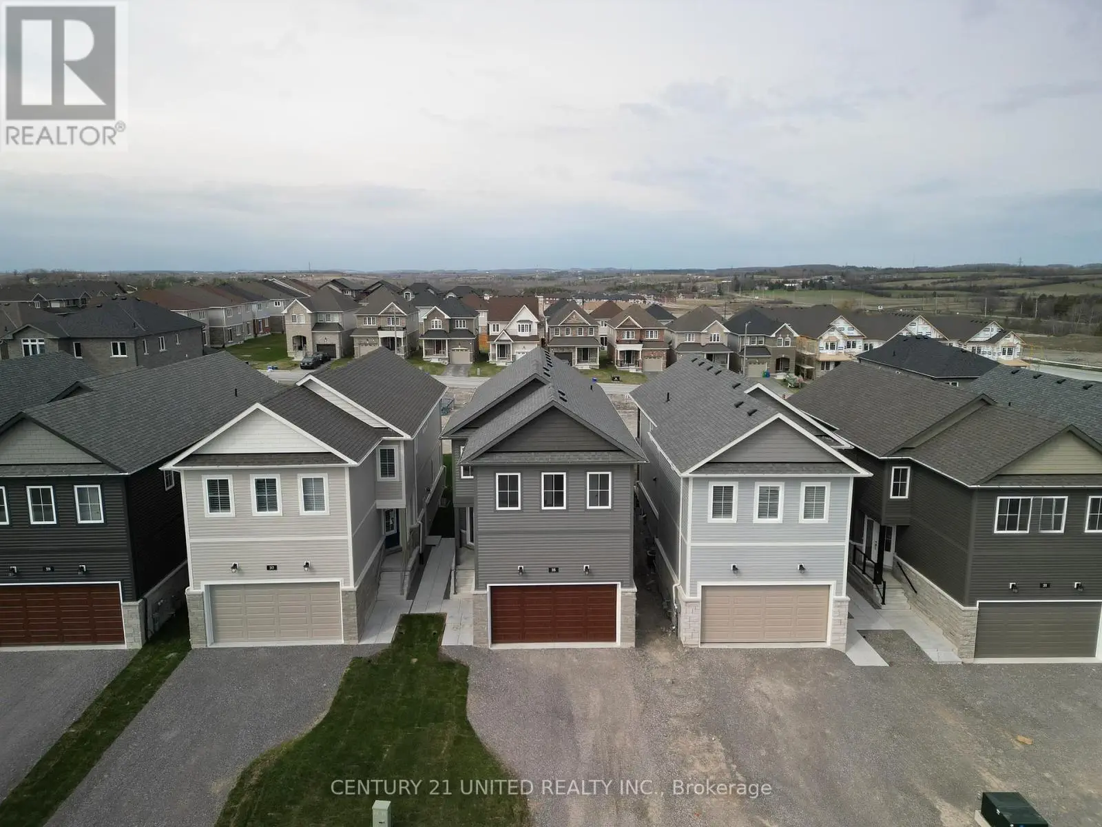 315 Mullighan Gardens, Peterborough North, Ontario  K9K 0H2 - Photo 2 - X12108908