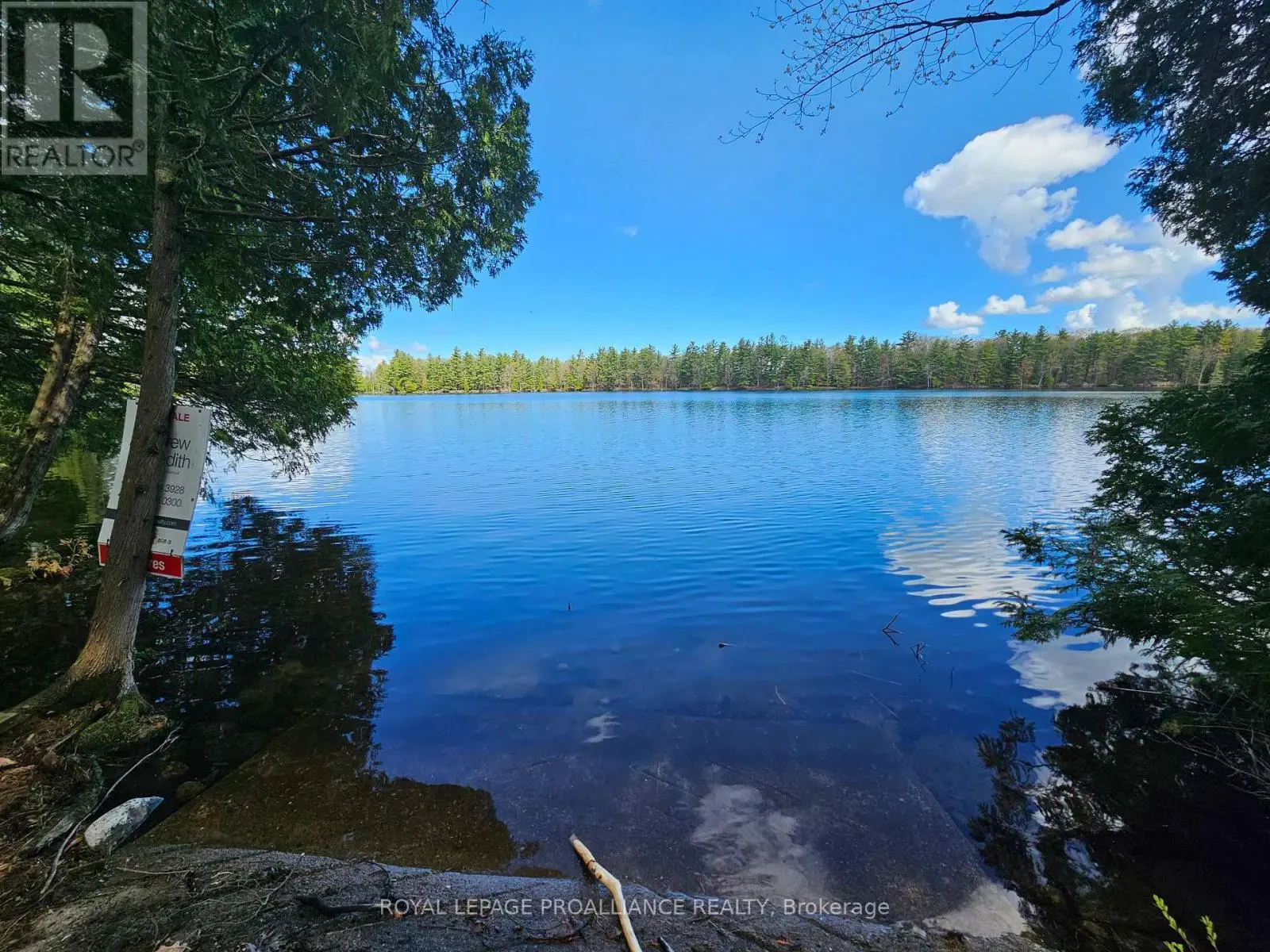 2924 Alf's Bay Lane, Frontenac, Ontario  K0H 1B0 - Photo 1 - X12108695