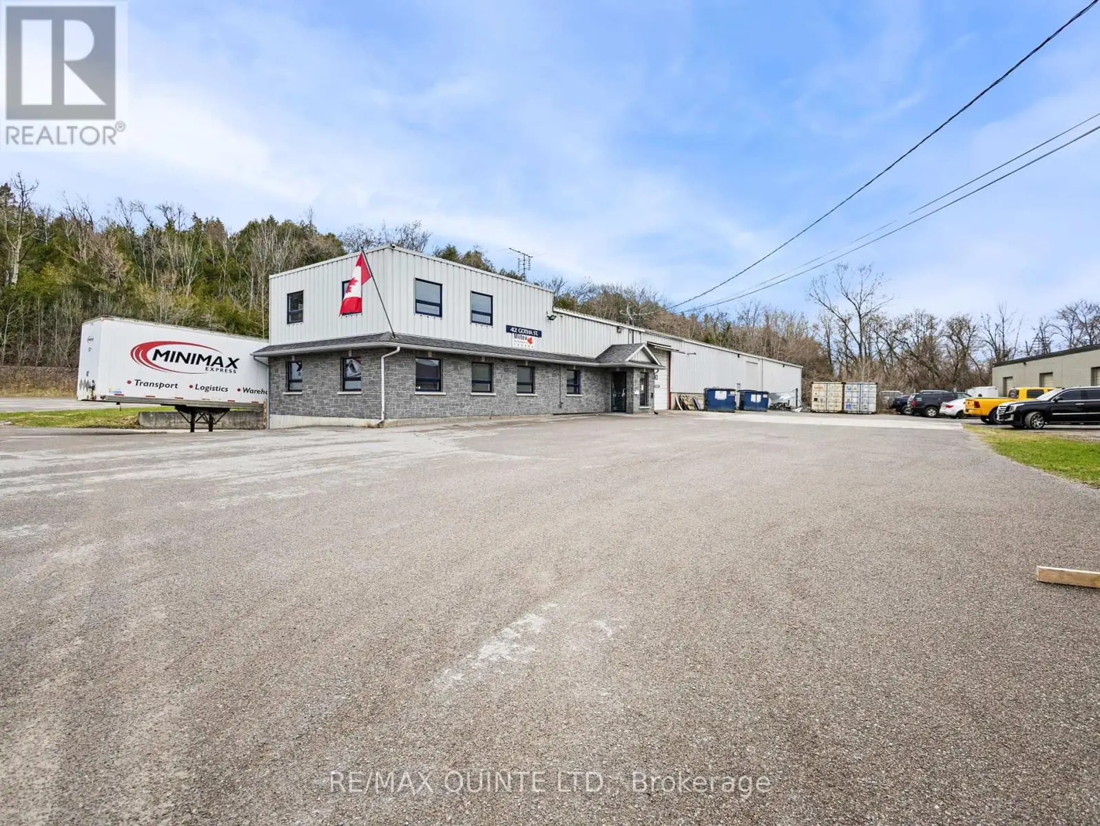 42 Gotha Street, Quinte West, Ontario  K8V 6E1 - Photo 2 - X12108951