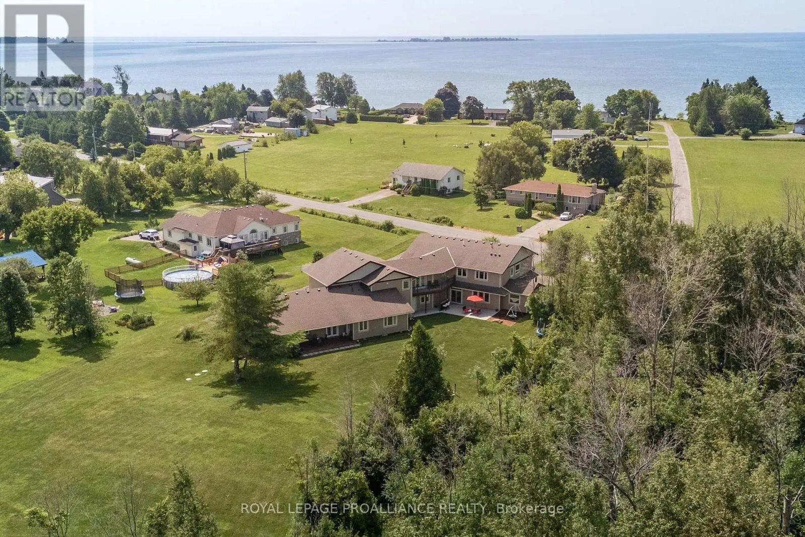 190 Lakeshore Road, Brighton, Ontario  K0K 1H0 - Photo 1 - X12109879
