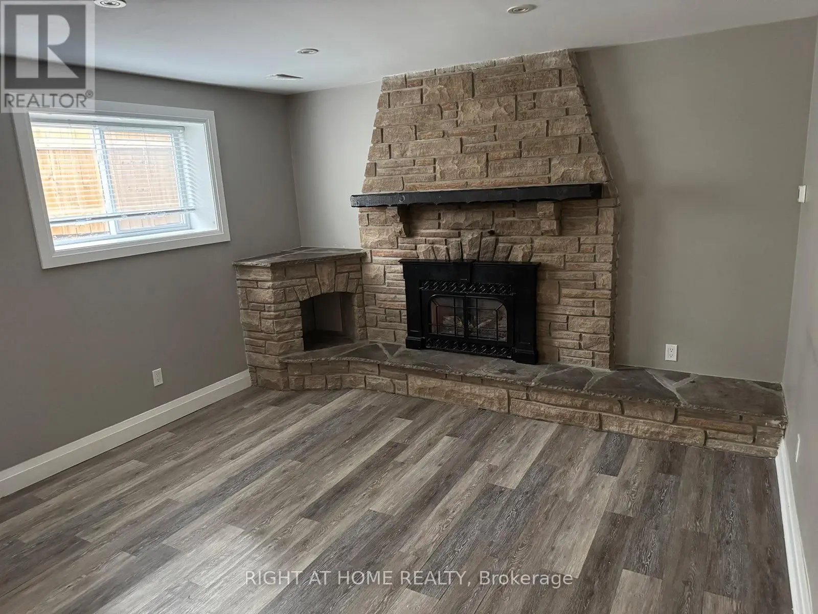 4 Morgandale Crescent, Clarington, Ontario  L1C 3N2 - Photo 2 - E12110300
