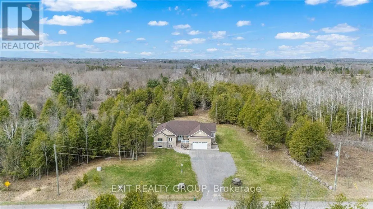 90 Timberland Drive, Trent Hills, Ontario  K0L 1Z0 - Photo 3 - X12110251