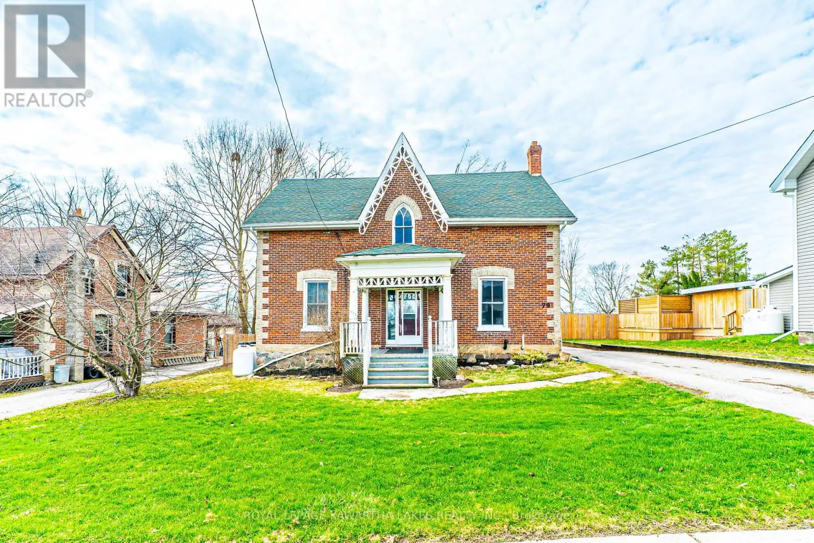 79 King Street, Kawartha Lakes, Ontario  K0M 2T0 - Photo 1 - X12110309