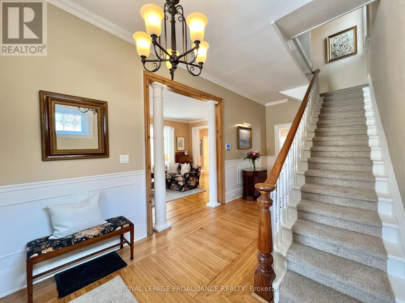 190 William Street, Belleville, Ontario  K8N 3J7 - Photo 3 - X12110683