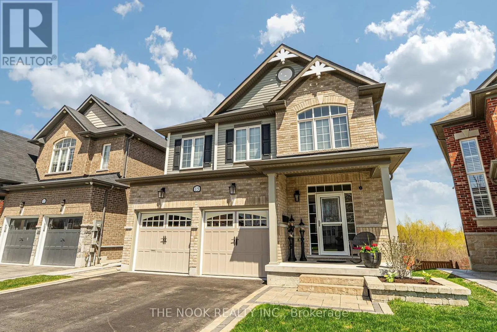 15 Purdy Place, Clarington, Ontario  L1C 0V2 - Photo 2 - E12109926