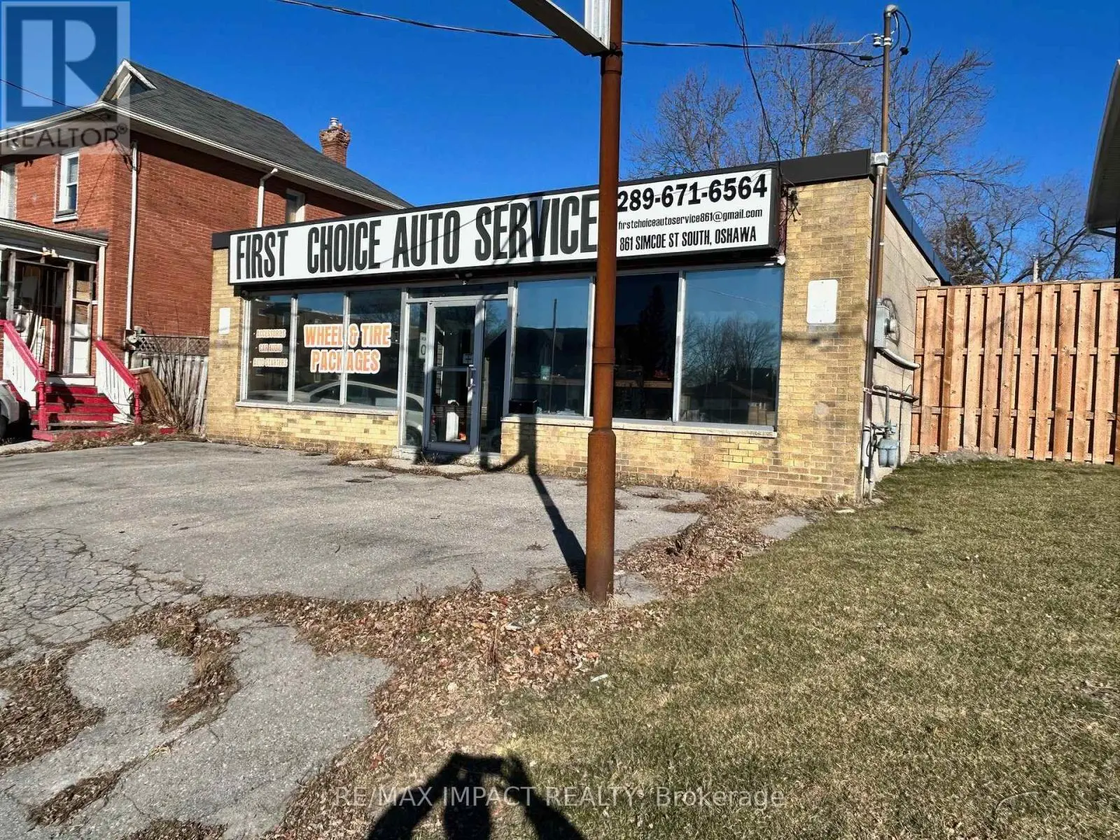 861 Simcoe Street S, Oshawa, Ontario  L1H 4K8 - Photo 1 - E12111308