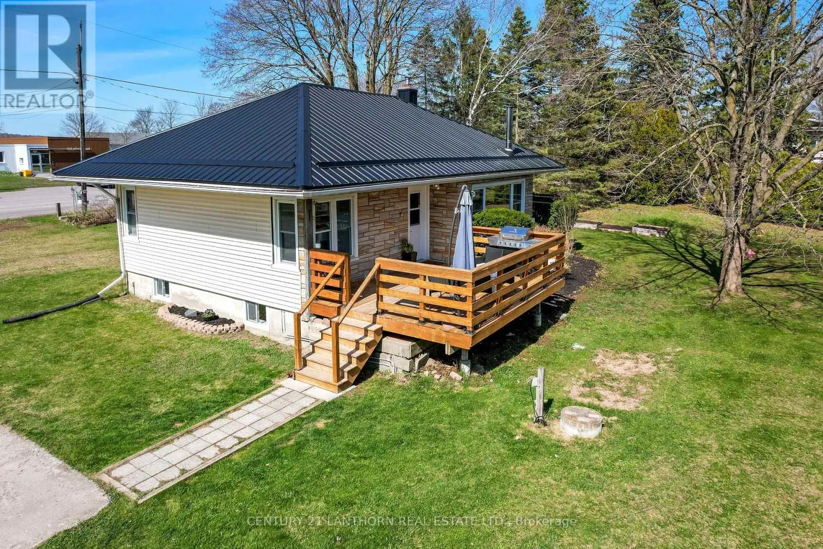 51 Lafferty Road, Quinte West, Ontario  K8V 5P7 - Photo 2 - X12112012