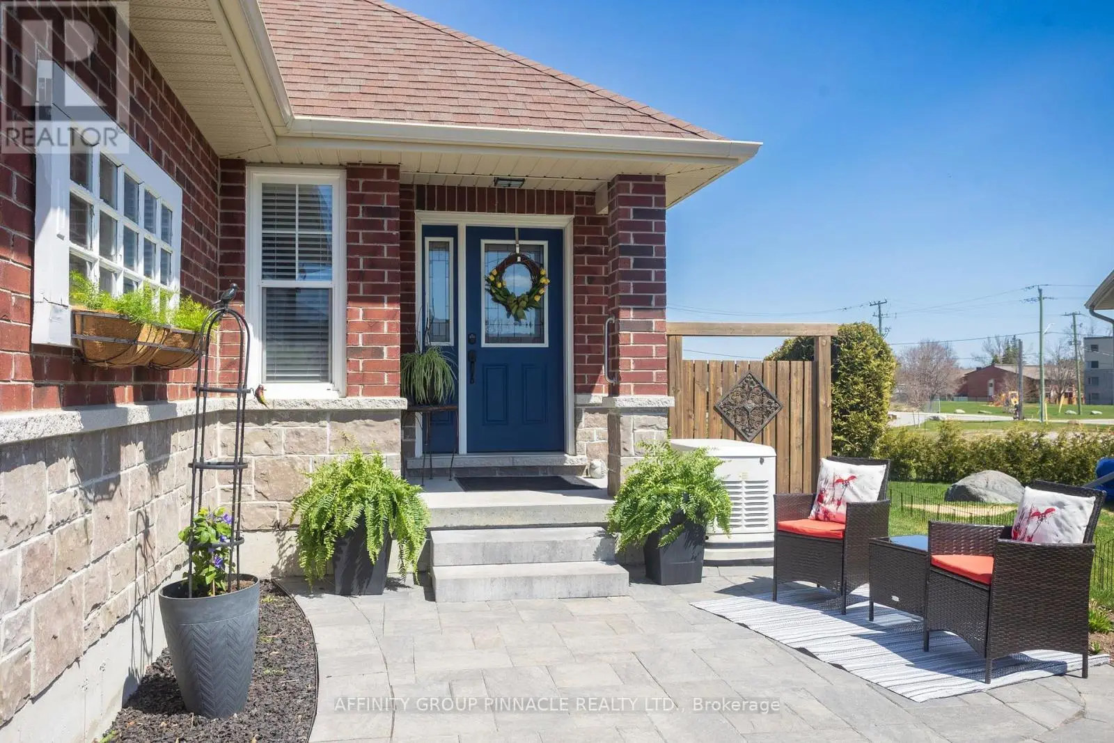 30 Lisbeth Crescent, Kawartha Lakes, Ontario  K9V 0C9 - Photo 3 - X12112024