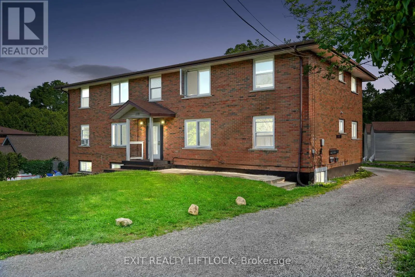 170 Dunlop Street, Peterborough East, Ontario  K9H 1R6 - Photo 2 - X12112223