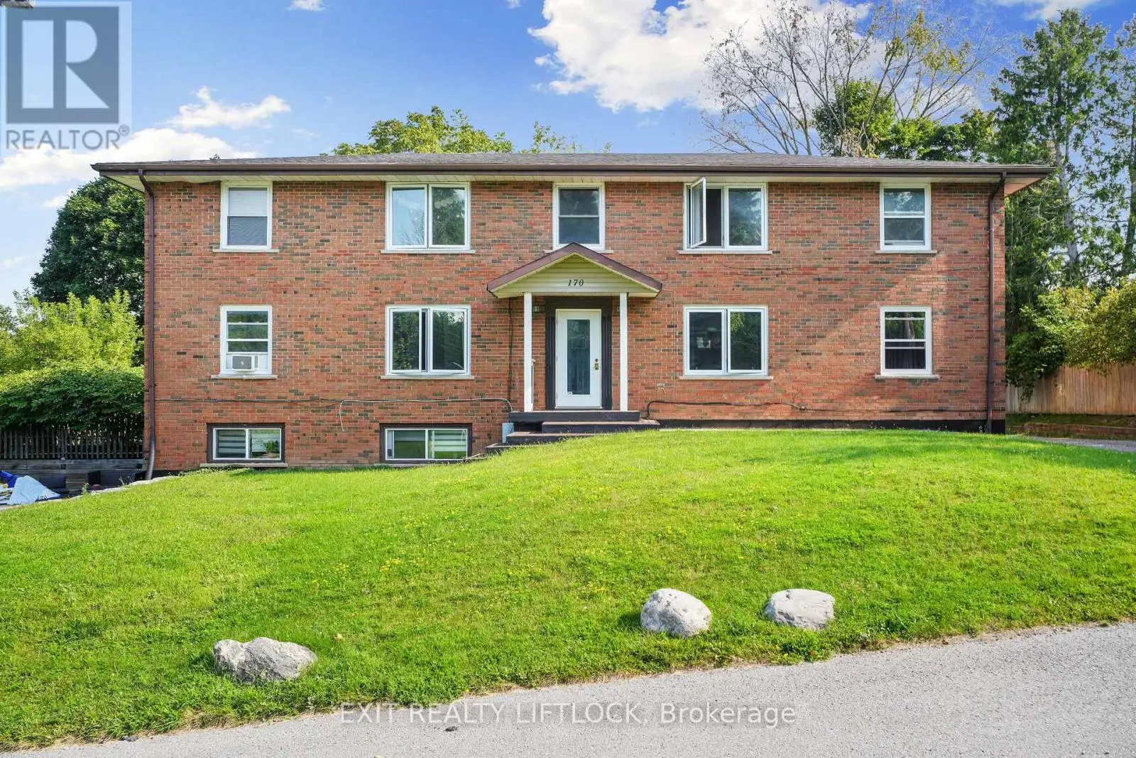 170 Dunlop Street, Peterborough East, Ontario  K9H 1R6 - Photo 3 - X12112223