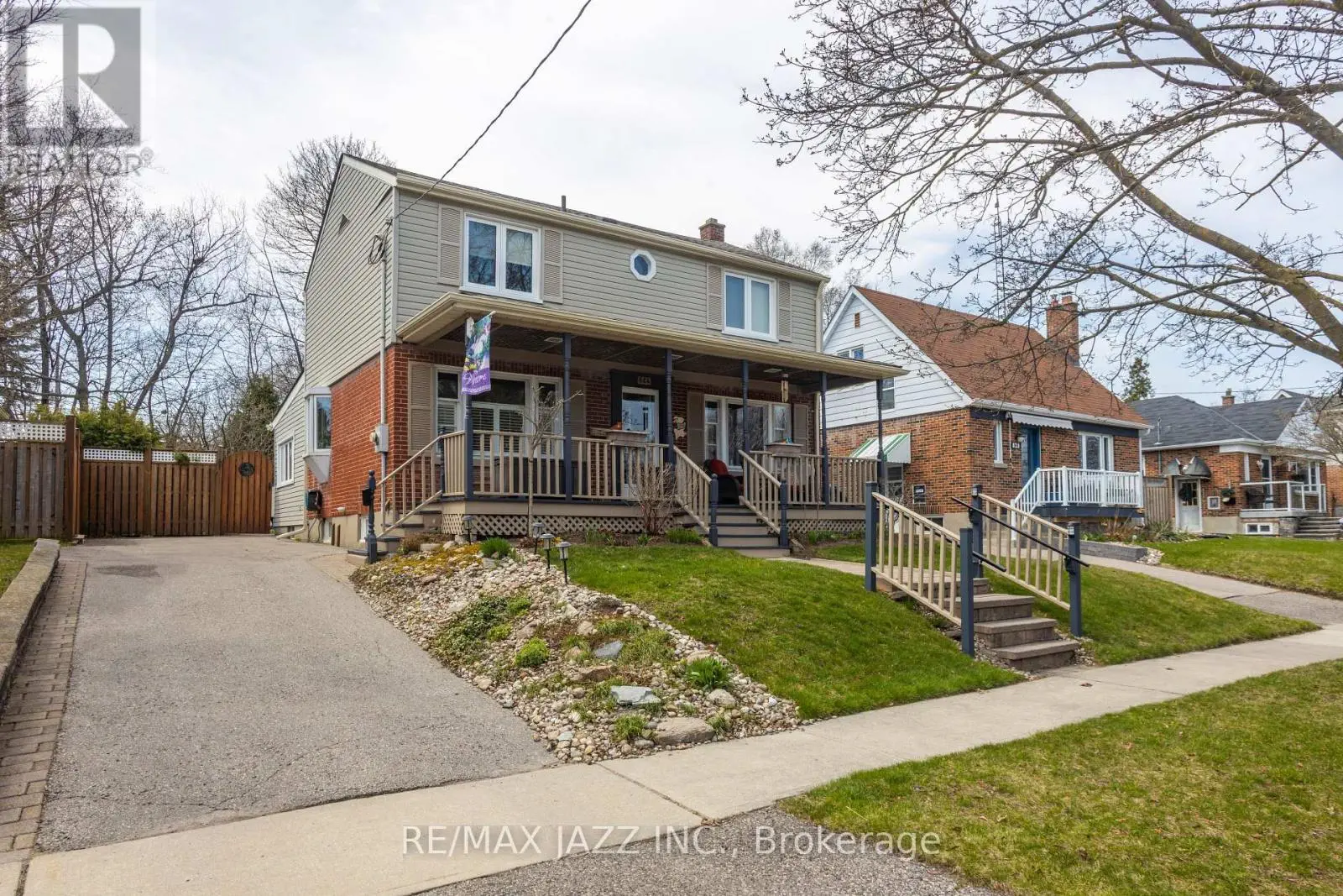 824 MASSON STREET, Oshawa, Ontario