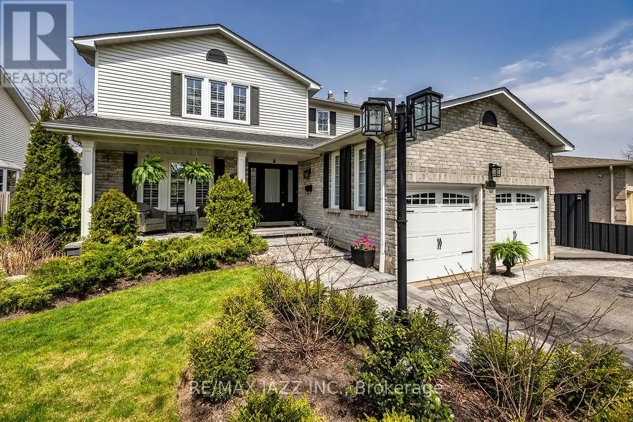 18 CHIPPERFIELD CRESCENT, Whitby, Ontario