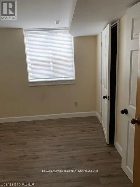 12 Parkway (Lower) Avenue, Kawartha Lakes, Ontario  K9V 4T9 - Photo 2 - X12112446