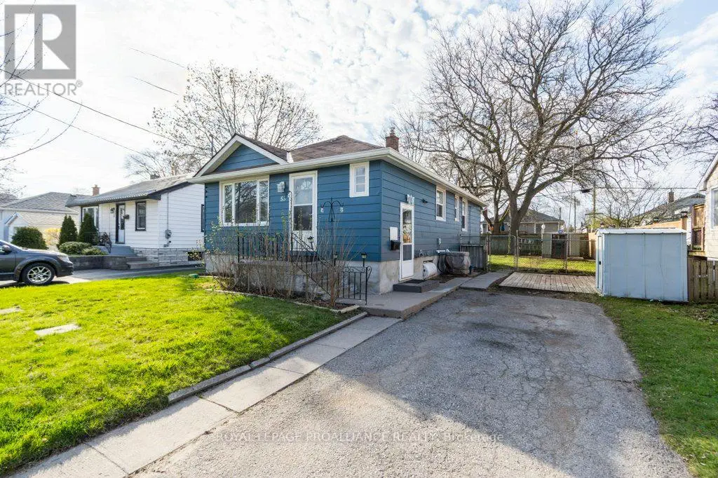 53 Montgomery Boulevard, Belleville, Ontario  K8N 1J2 - Photo 2 - X12112706