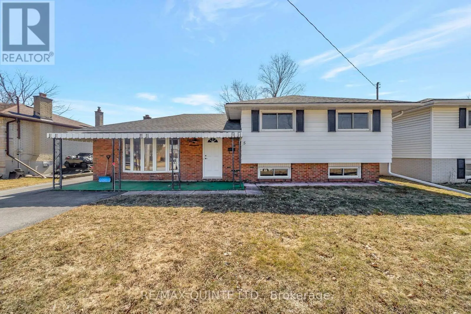 5 JOYCE CRESCENT, Belleville, Ontario