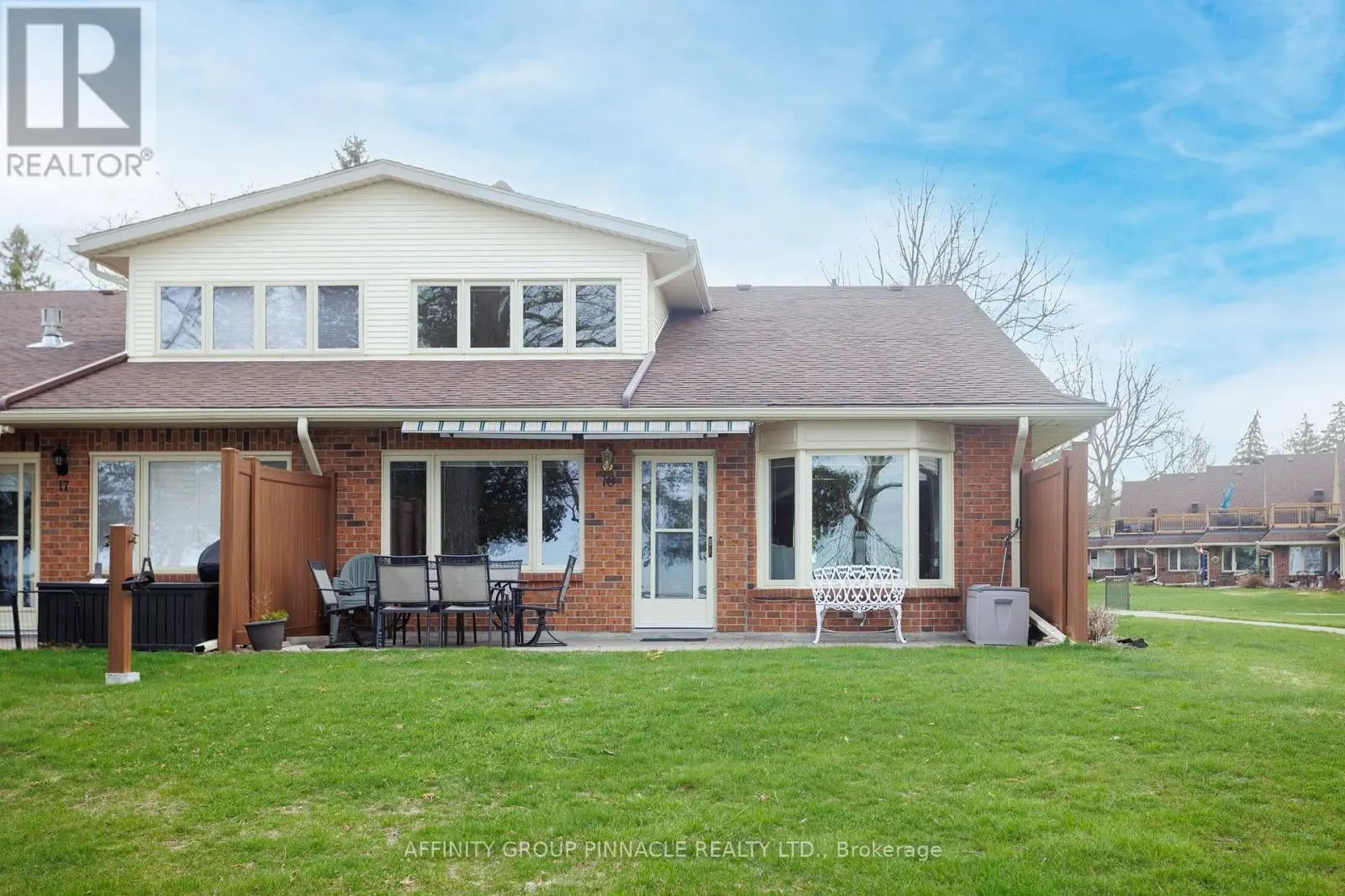 16 - B90 Parklawn Boulevard, Brock, Ontario  L0K 1A0 - Photo 2 - N12112962