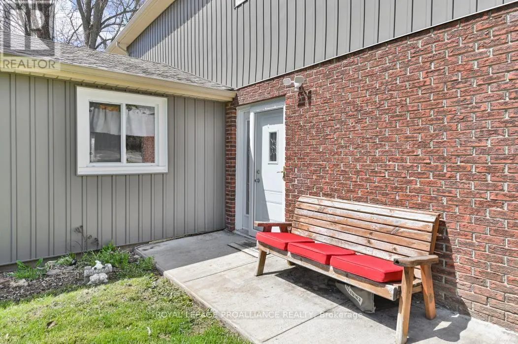 301 Sherry Road, Tweed, Ontario  K0K 3H0 - Photo 3 - X12112828