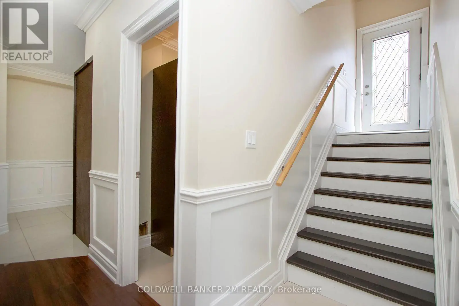 2 - 230 Annis Street, Oshawa, Ontario  L1H 3P4 - Photo 2 - E12114576