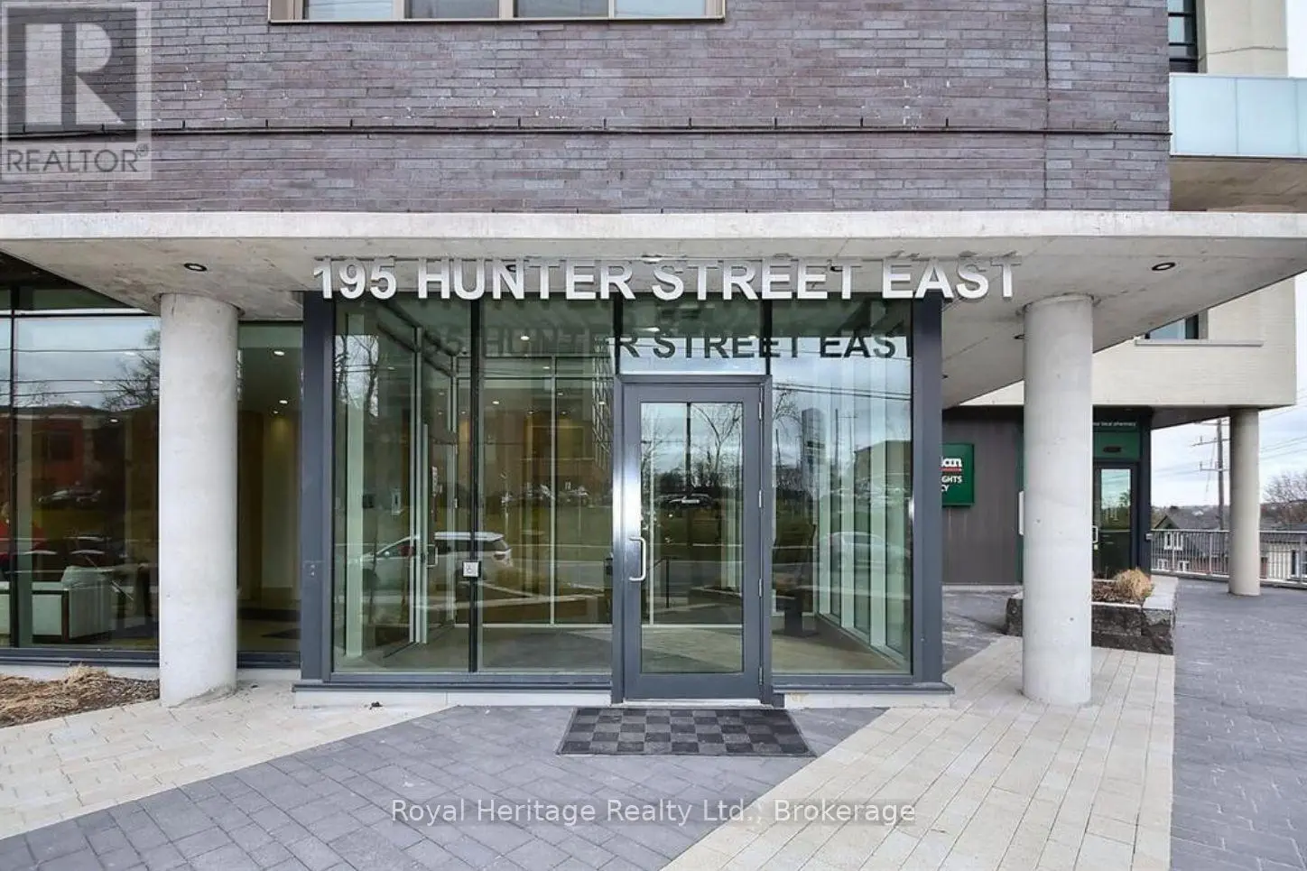 304 - 195 Hunter Street E, Peterborough East, Ontario  K9H 1G9 - Photo 3 - X12114517