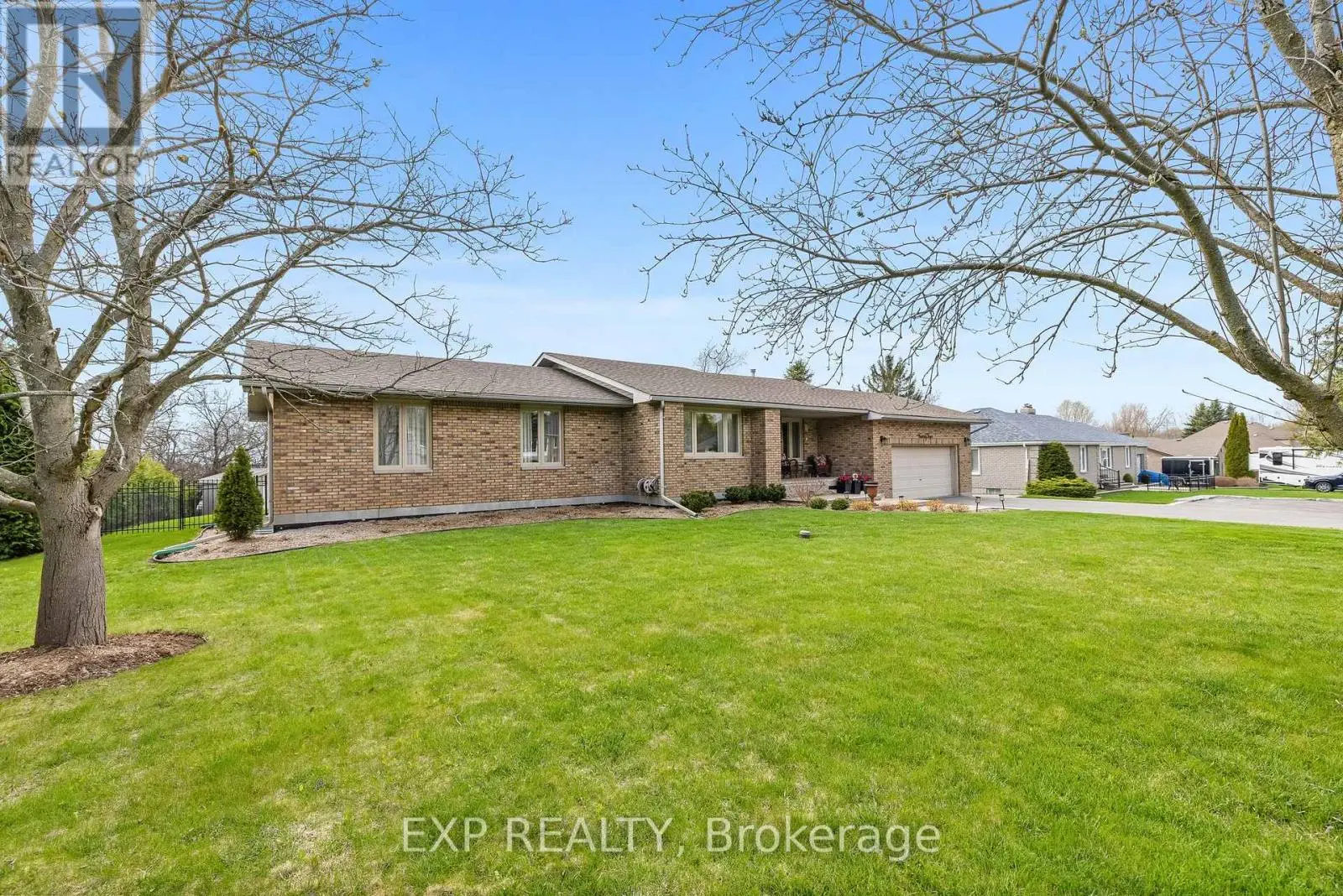 24 Stoneridge Road, Hamilton Township, Ontario  K9A 0Y4 - Photo 2 - X12114678