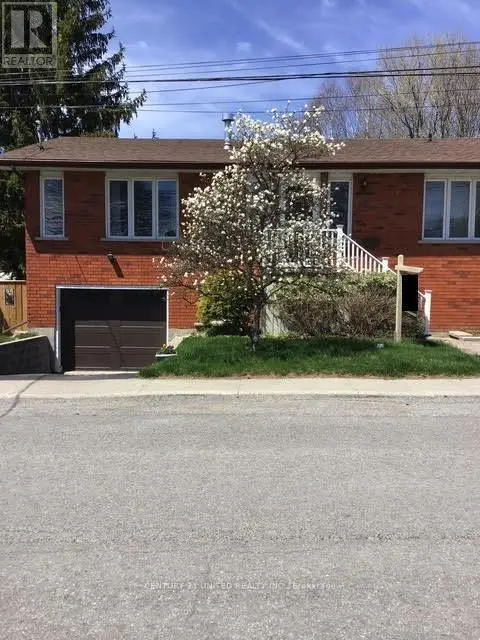 62 Young Street, Port Hope, Ontario  L1A 1M6 - Photo 3 - X12037945