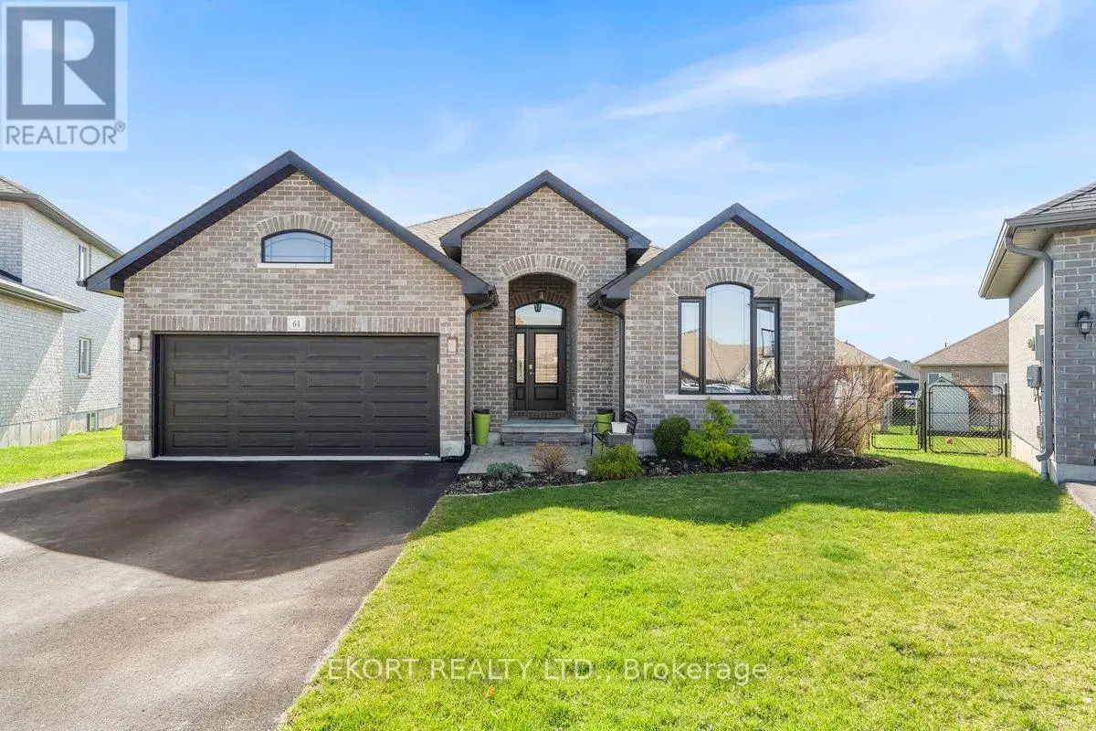 64 Farmington Crescent, Belleville, Ontario  K8N 0J8 - Photo 1 - X12114937