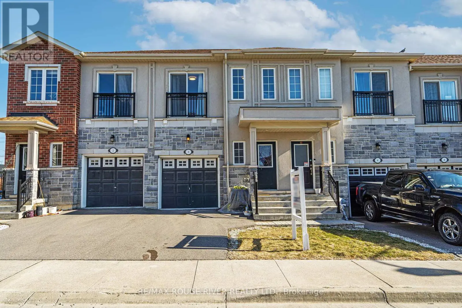 4 Prospect Way, Whitby, Ontario  L1N 0L4 - Photo 1 - E12115250