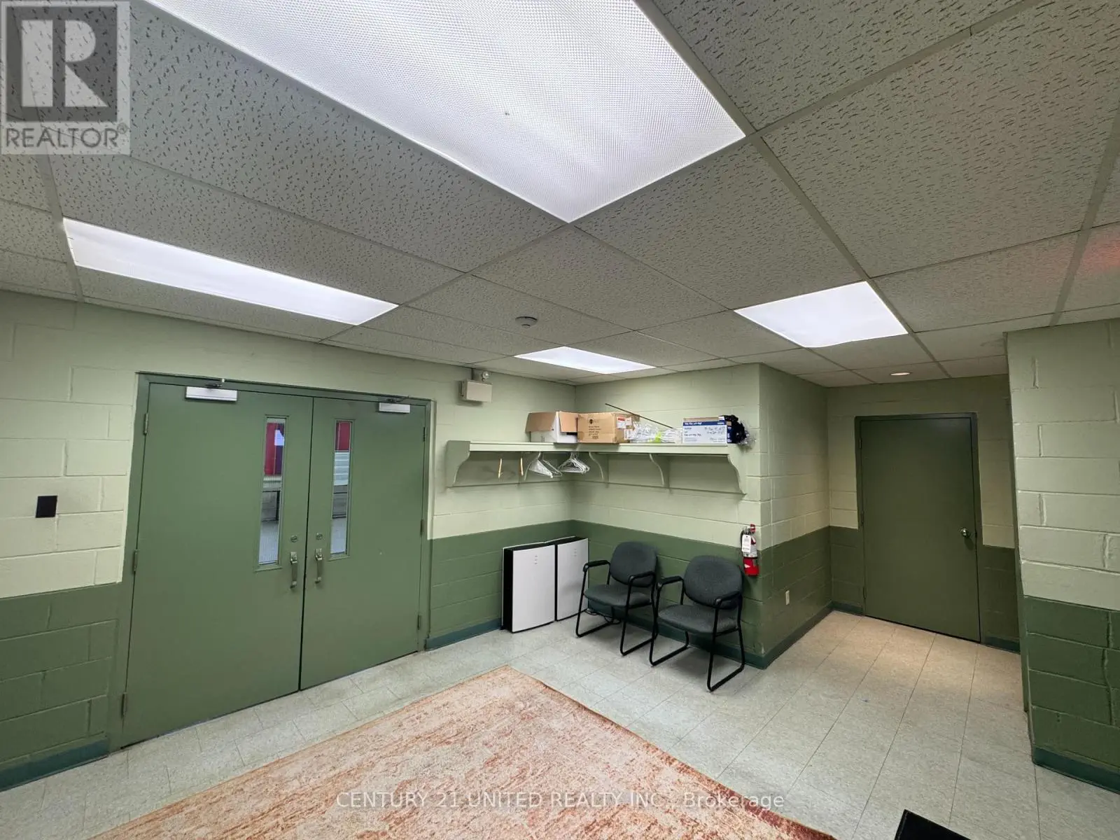 Lower - 235 Rubidge Street, Peterborough Central, Ontario  K9J 3N9 - Photo 3 - X12115072